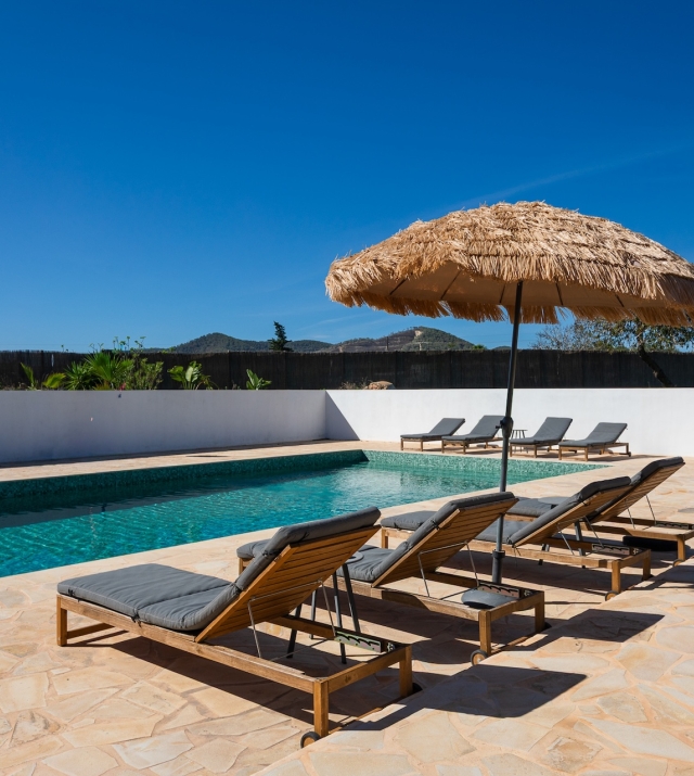 Resa Estates finca sale koop ibiza Jorge pool.jpg